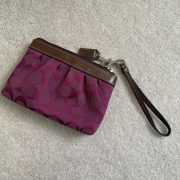 Coach Wristlet - Picture 4 of 5